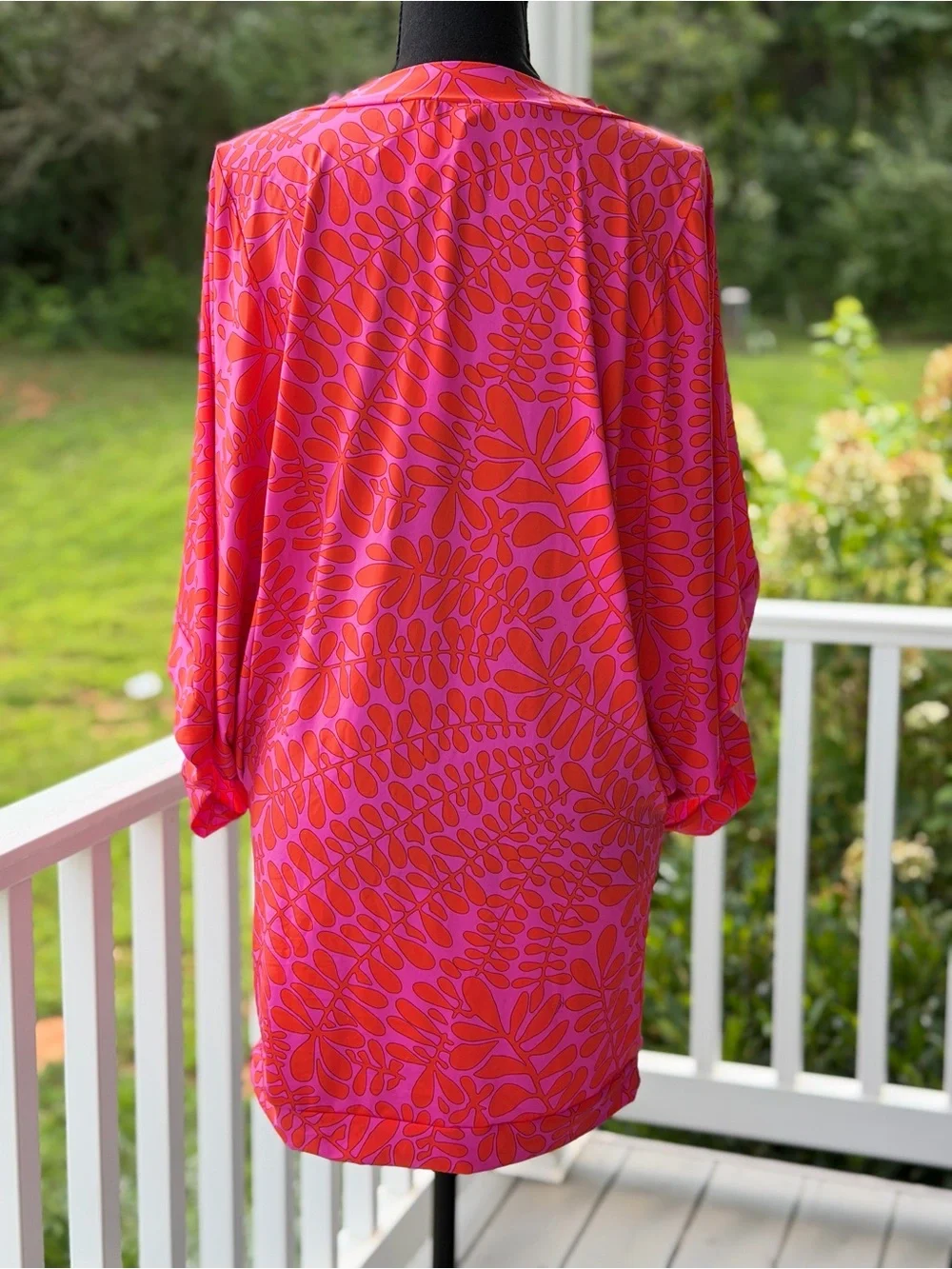 Trina Turk Trellis V-Neck Tunic Swim Cover Up M NWT